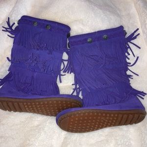 Minnetonka Little girls size 13 boots